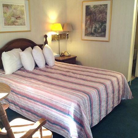 Almost Home Lodge Branson Ngoại thất bức ảnh